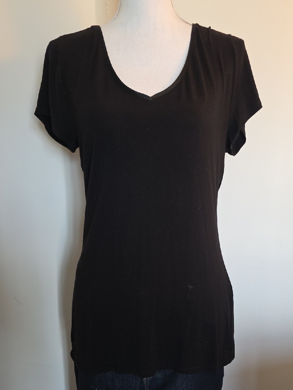 Black V-Neck Short Sleeve Women's Top